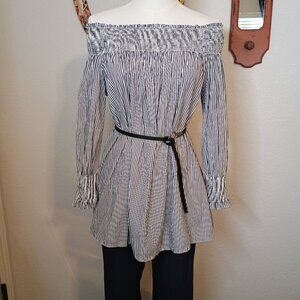 Haute Monde Pinstripe Off the Shoulder Preppy Long Sleeve Top size Small